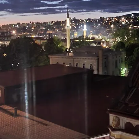 Sky-parking-garage Apartamento Saraievo