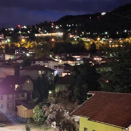 Sky-parking-garage 公寓 *