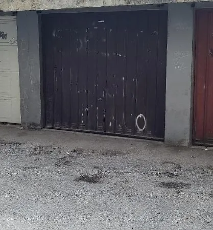 Sky-parking-garage 公寓