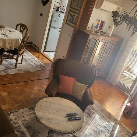 Sky-parking-garage Saraievo