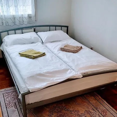 Sky-parking-garage * 塞拉耶佛