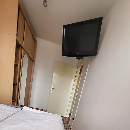 Sky-parking-garage *